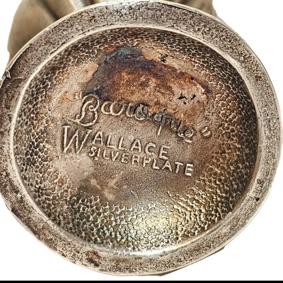 Baroque Wallace Silverplate Salt and Pepper Shakers - Picture 6 of 6